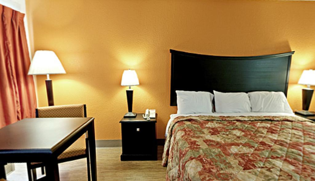Econo Lodge Metropolis Cameră foto