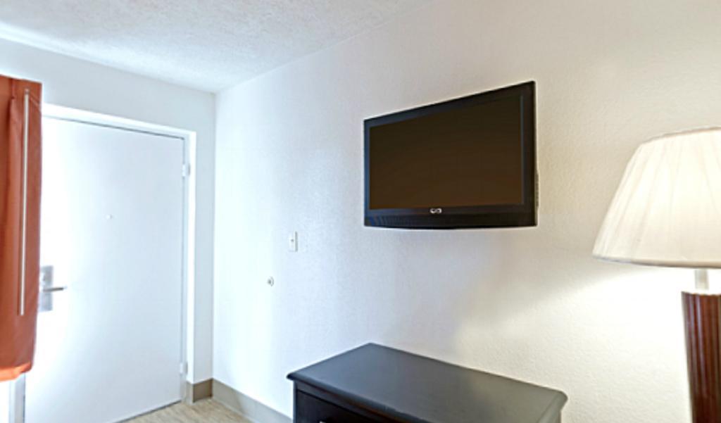 Econo Lodge Metropolis Cameră foto